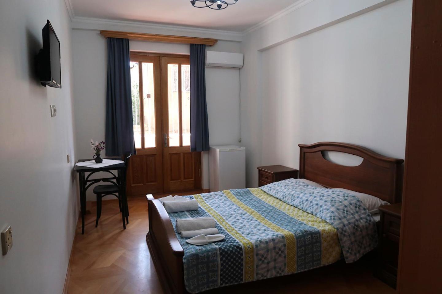 Guest House Merci Tbilisi Exterior foto